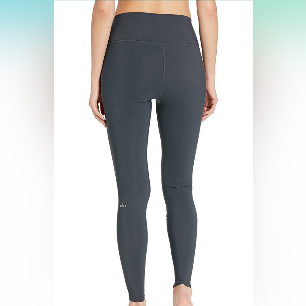 Alo Leggings